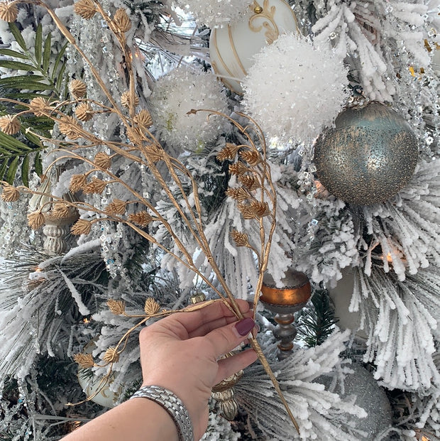 Metallic Pinecone Spray